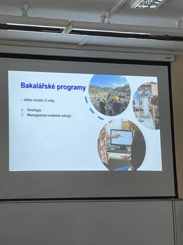 Hydrogeologie a Brontosauři v Himalájích